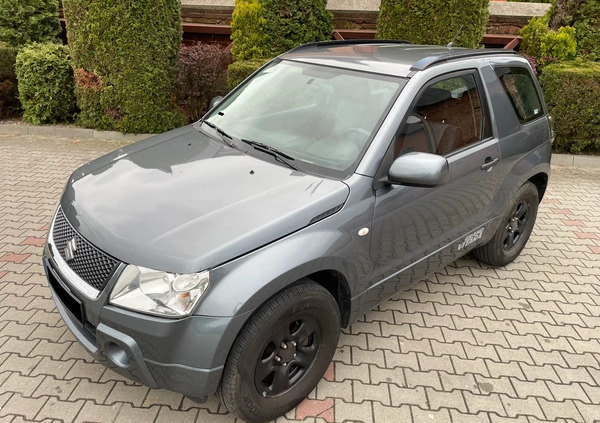 Suzuki Grand Vitara cena 24900 przebieg: 260000, rok produkcji 2008 z Zwoleń małe 121